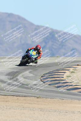 media/Oct-05-2025-CVMA (Sun) [[beeef4f201]]/Race 11-500-400(4)-350 Supersport/